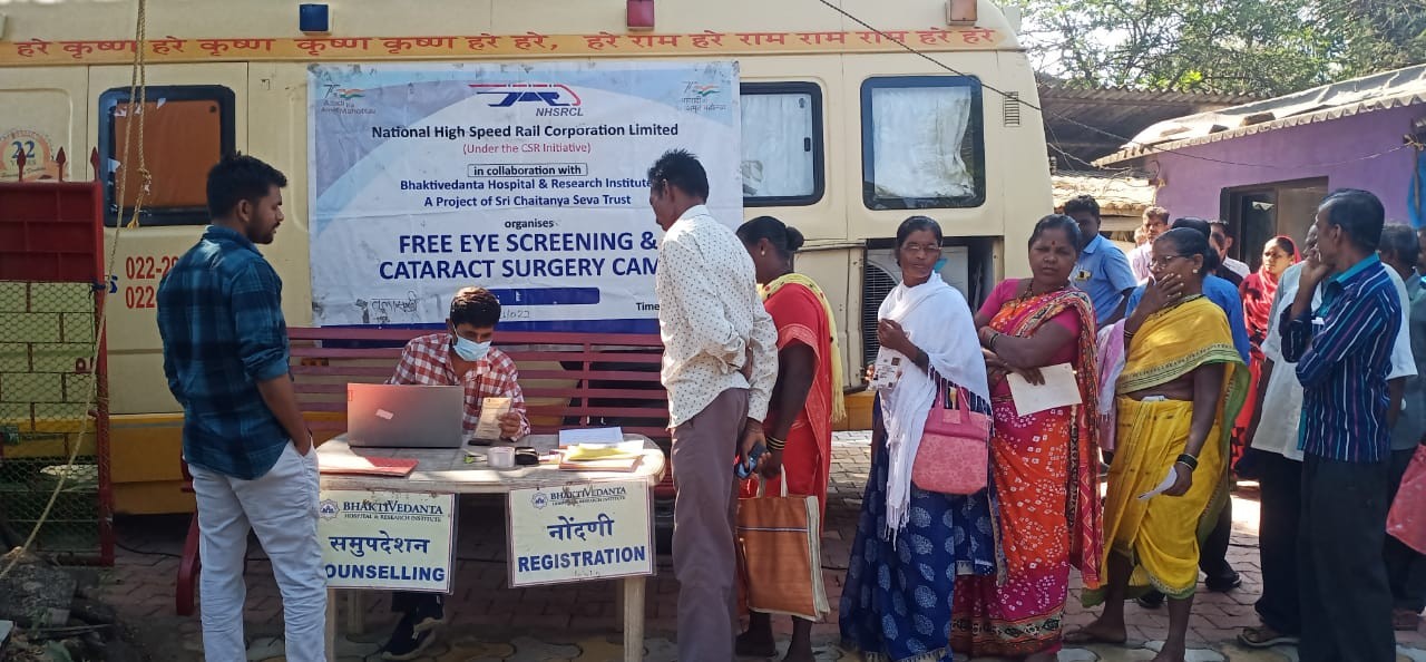 Free eye check-up and cataract surgeries in Thane & Palghar district