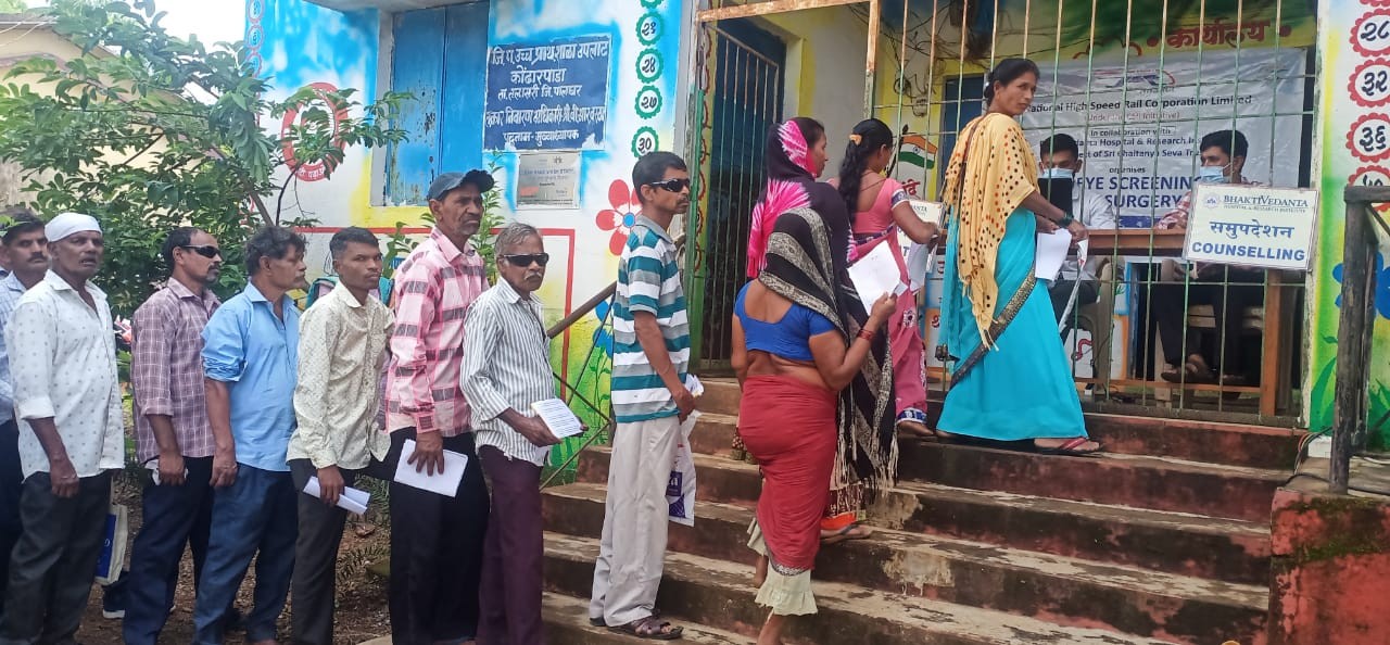 Free eye check-up and cataract surgeries in Thane & Palghar district